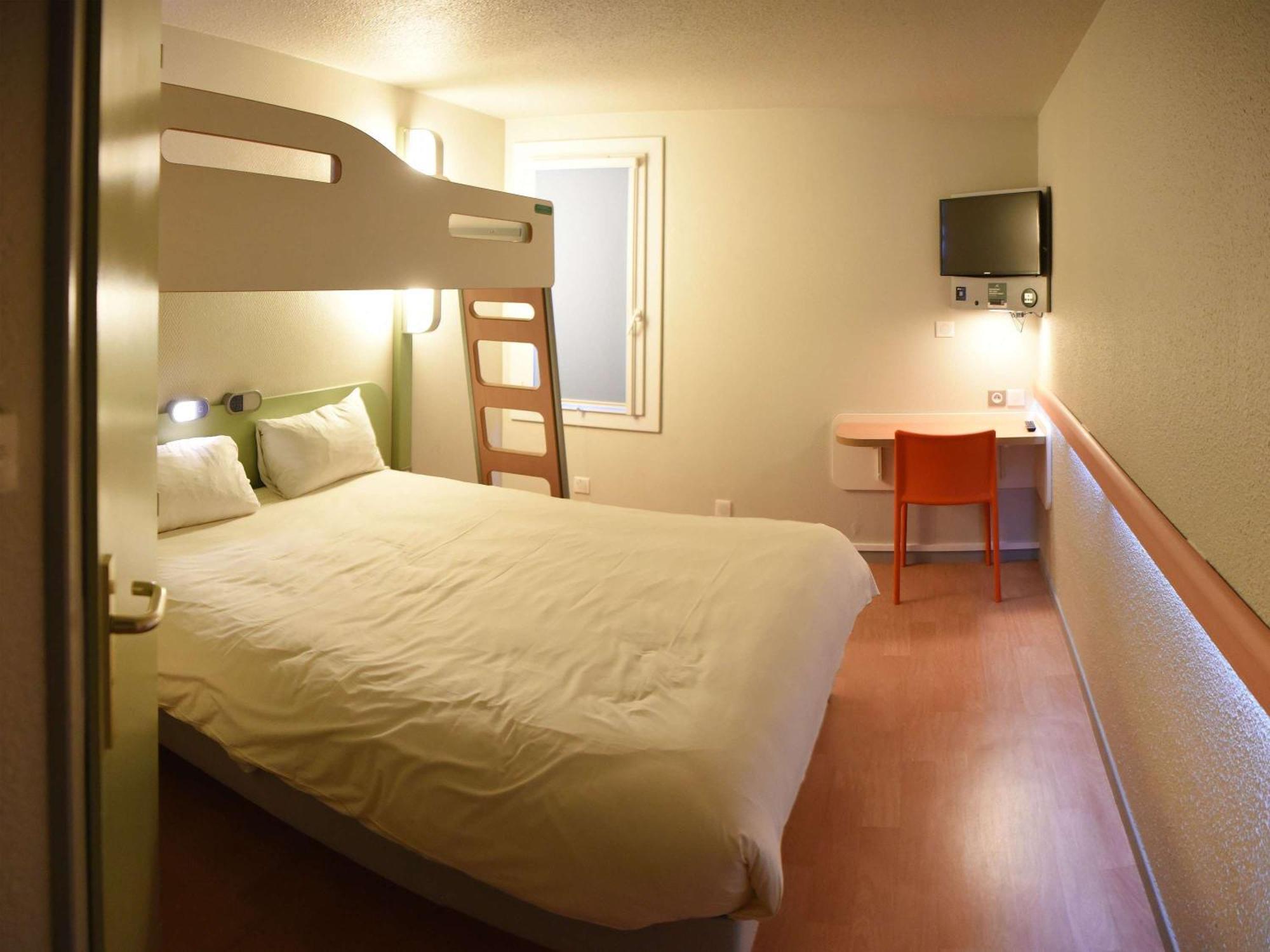 Hotel Ibis Budget Laval Bonchamp Les Laval Zewnętrze zdjęcie