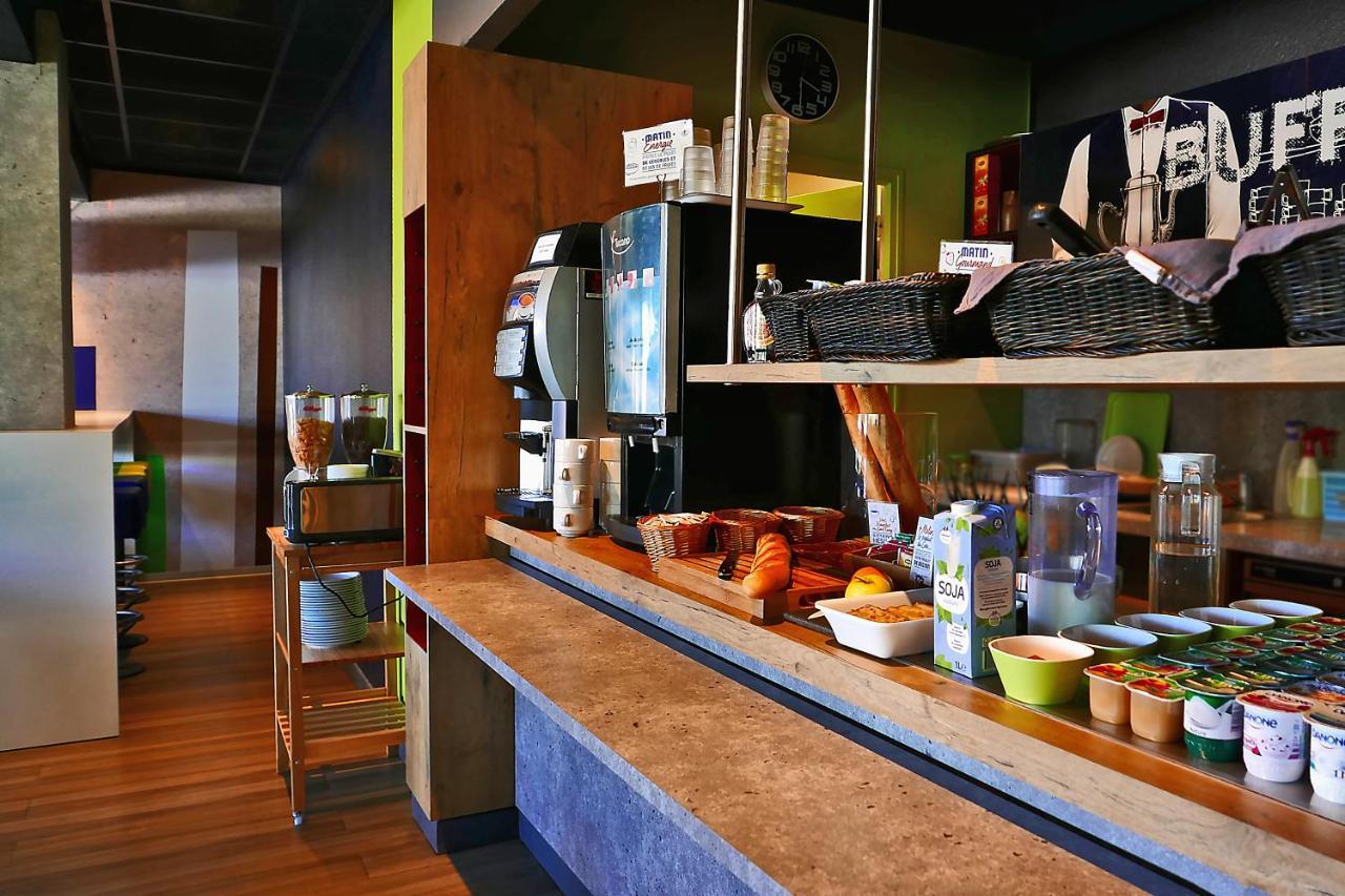 Hotel Ibis Budget Laval Bonchamp Les Laval Zewnętrze zdjęcie